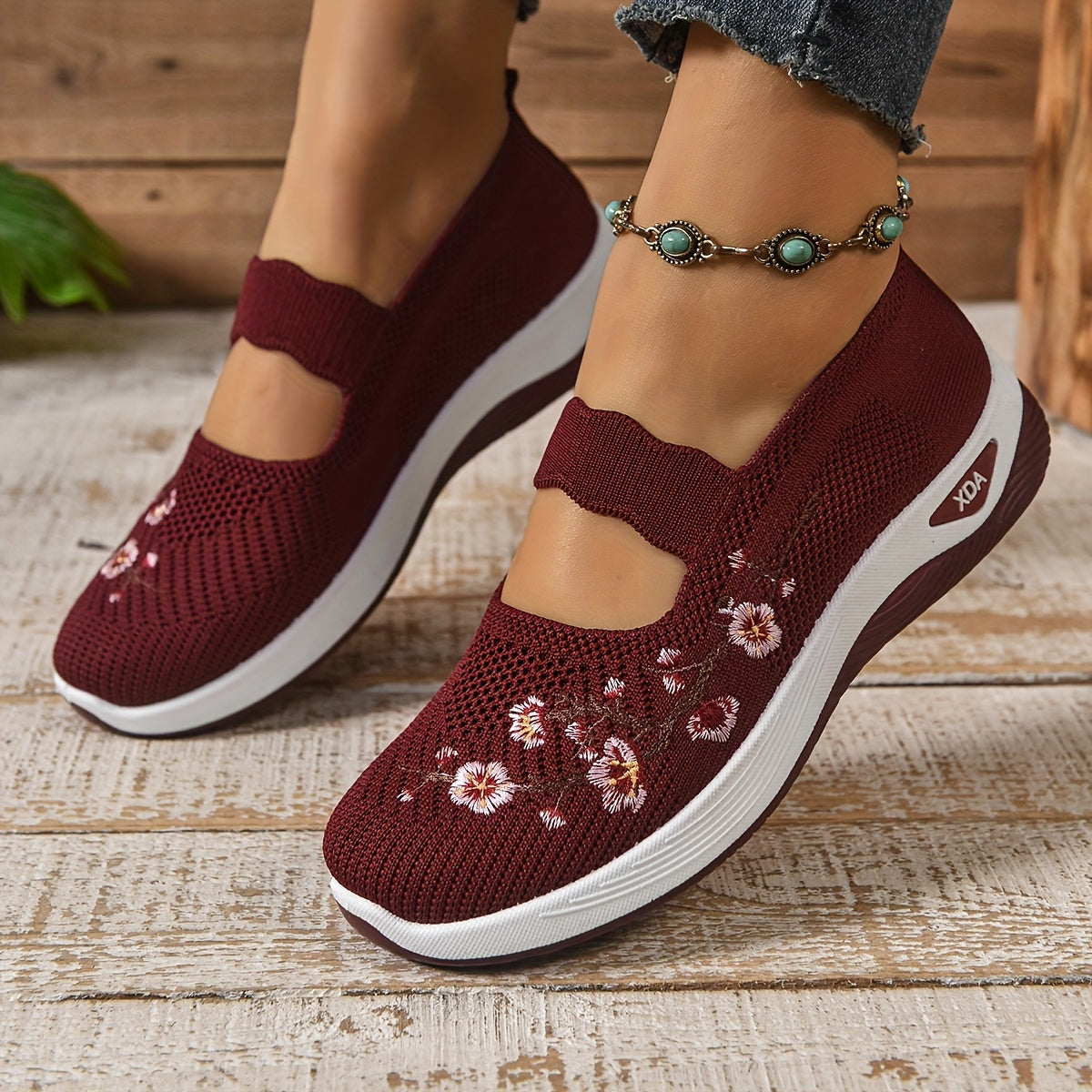 Laura™ | Zapatos Ortopédicos con Bordado Floral