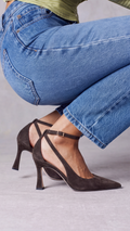 Verónica™ | Tacones de gamuza con tiras cruzadas