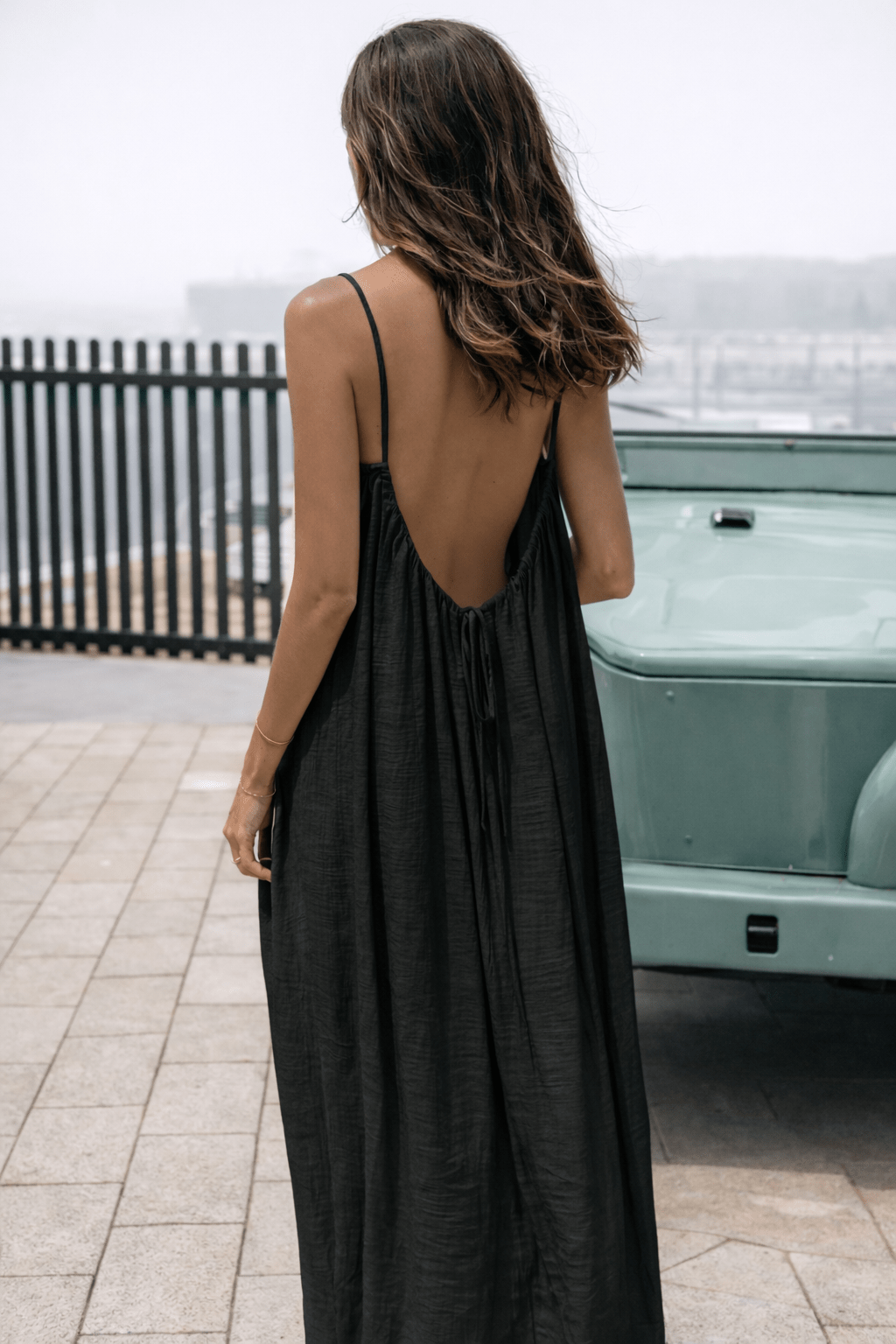 Vestido Largo Sin Espalda