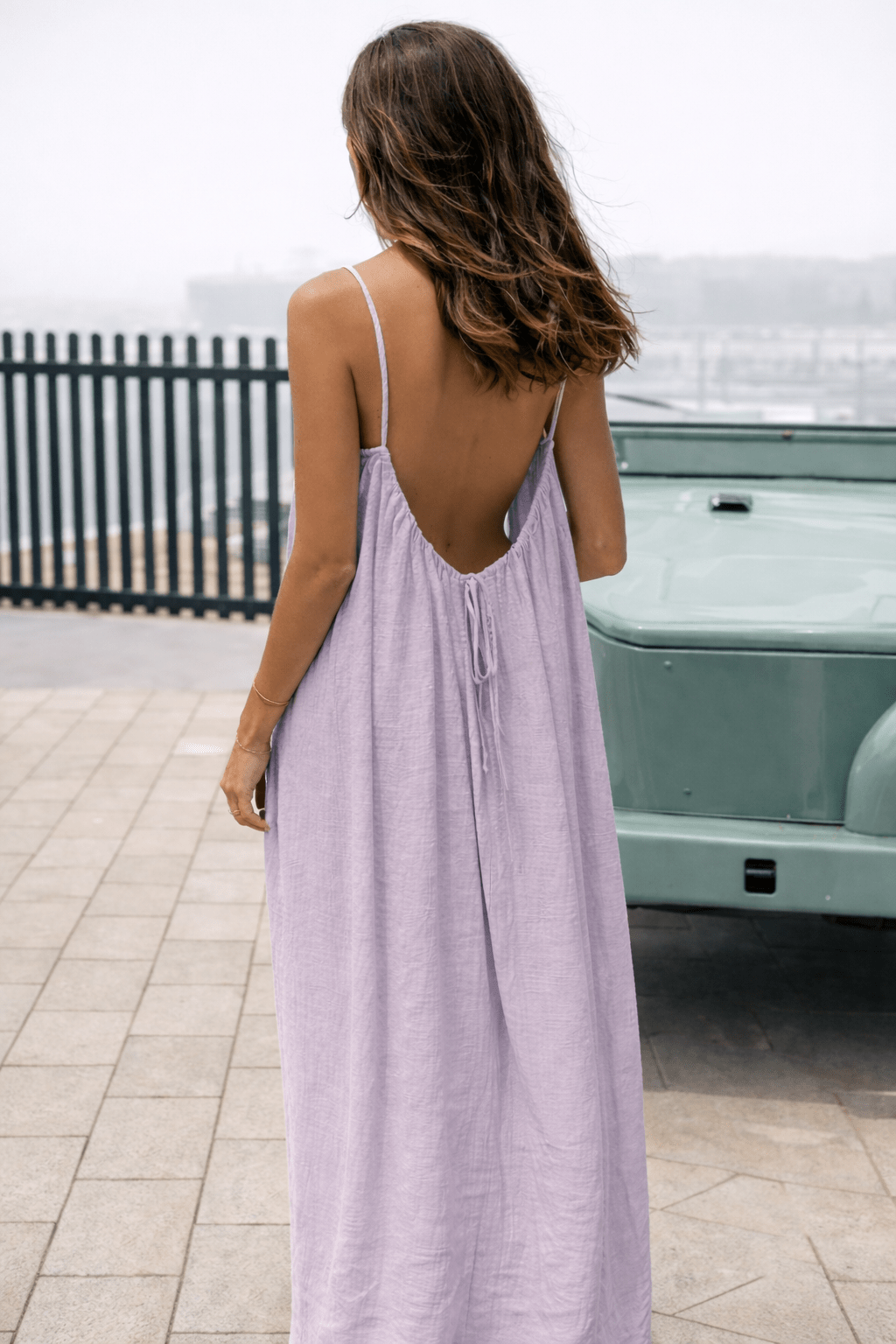 Rückenfreies langes Kleid