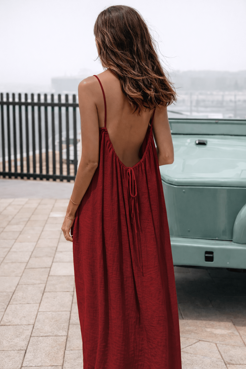 Rückenfreies langes Kleid
