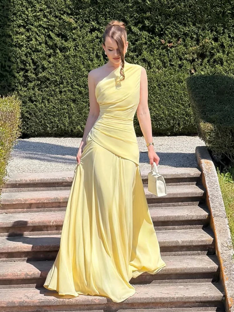 Bianca™ | Vestido largo asimétrico con drapeado en la cintura