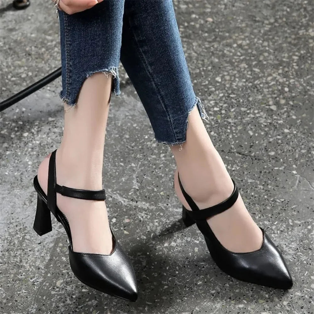 Elena™ | Tacones Elegantes de Punta Fina