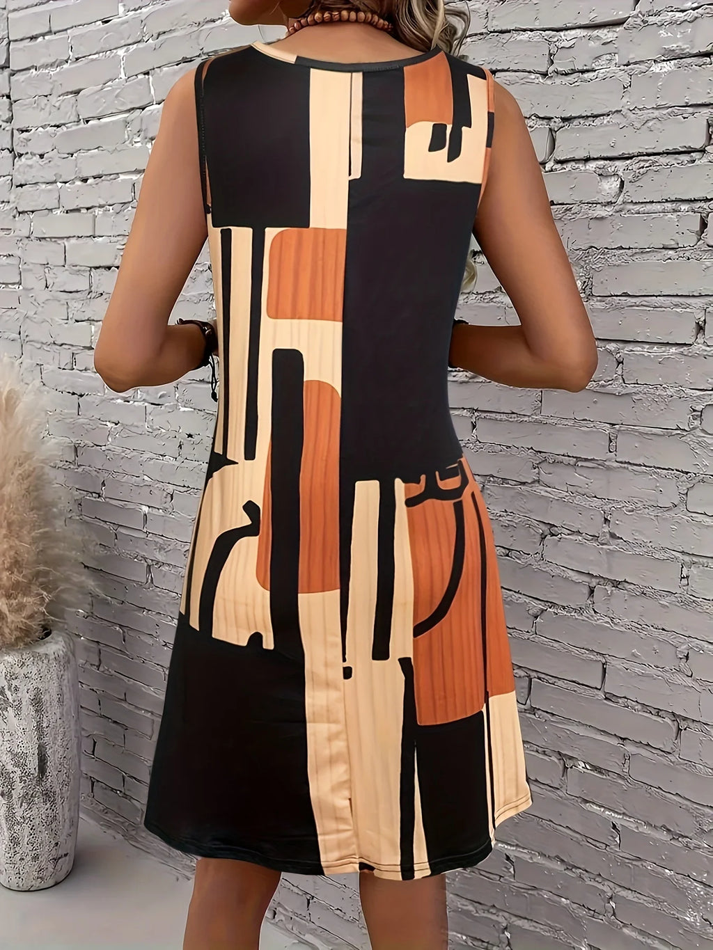MIRENA™ | Vestido Mediterráneo de Diseño Geométrico y Elegancia Fluida