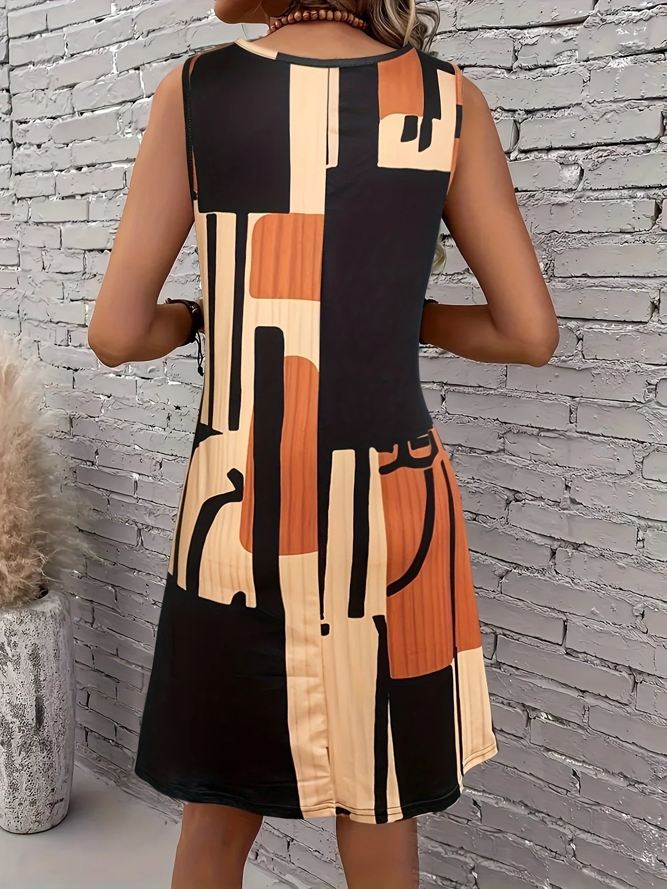 MIRENA™ | Vestido Mediterráneo de Diseño Geométrico y Elegancia Fluida