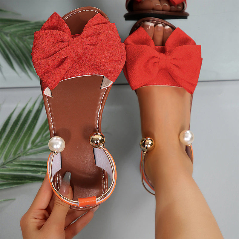 Alma™ | Sandalias elegantes con detalle de perlas y cierre al tobillo